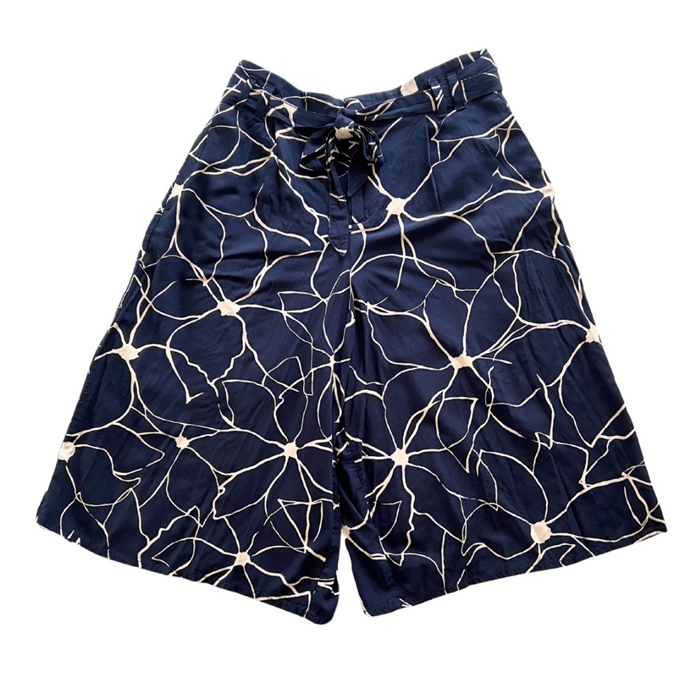 Banana Republic Women’s Navy Culottes Shorts